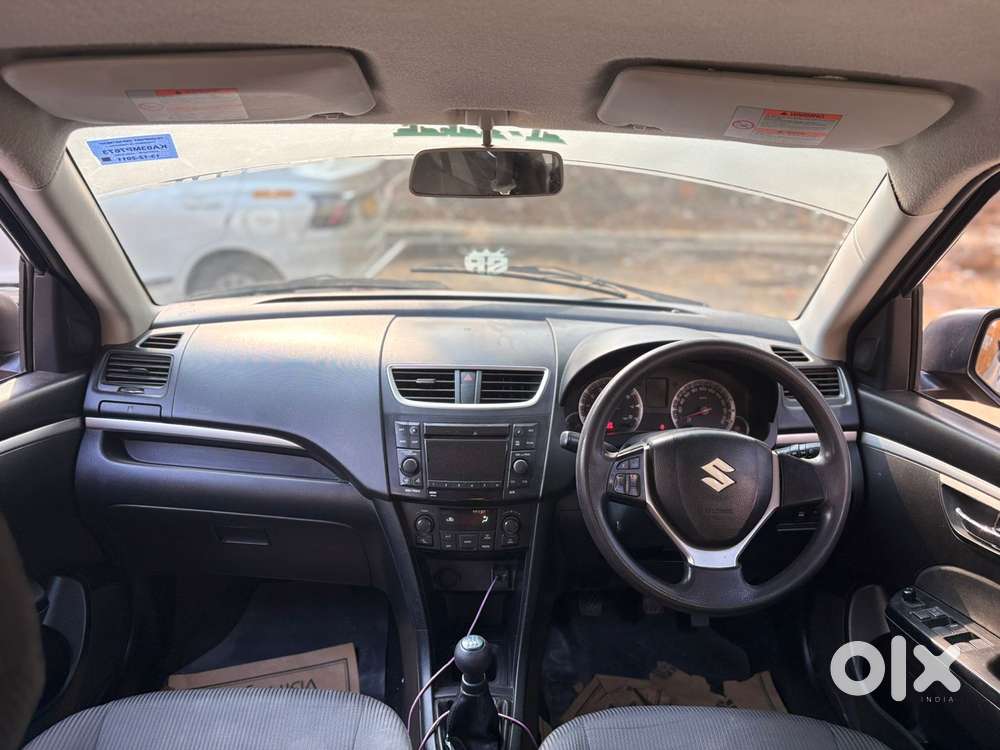 Maruti Suzuki Swift Zxi, 2011, Petrol