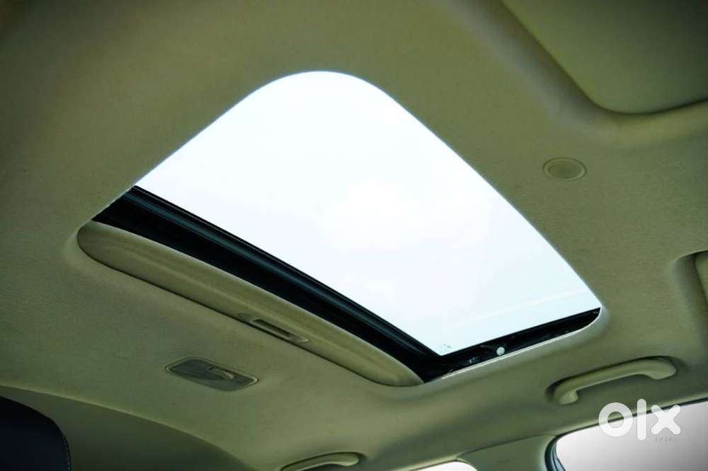 Hyundai Venue 1.0 Sx (o) Turbo Dct, 2023, Petrol