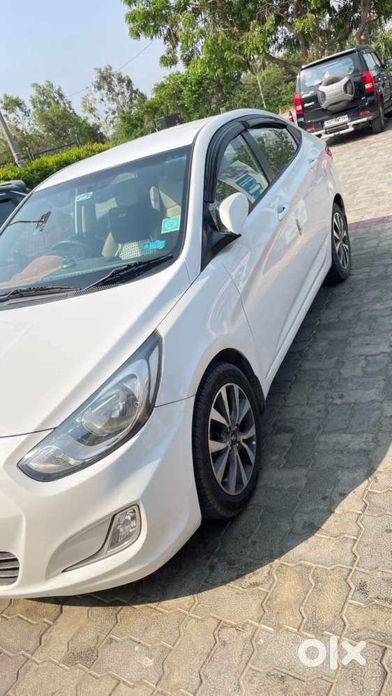 Hyundai Fluidic Verna Diesel Manual 2014
