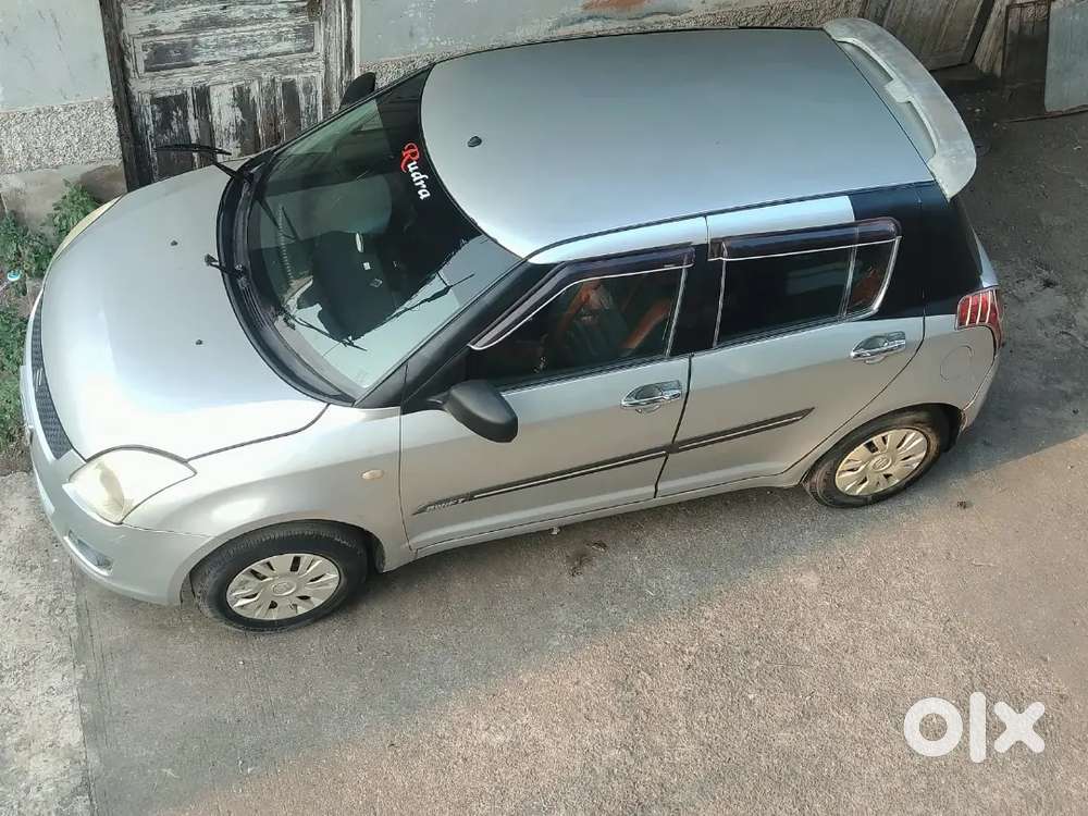 Maruti Suzuki Swift 2010 Cng & Hybrids 122000 Km Driven