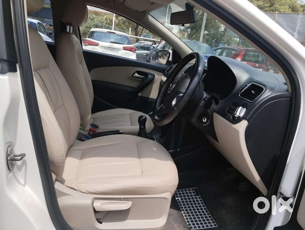 Volkswagen Polo Petrol Highline 1.2l, 2013, Petrol