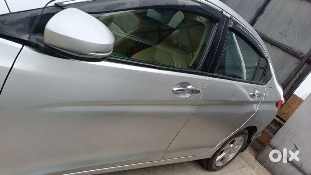 Ladi Driven, Less Run, Excellent Condition