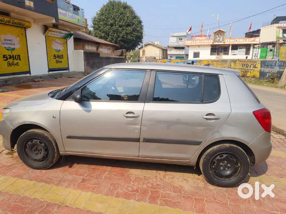 Skoda Fabia 2011 Cng 24km / Chind Ac