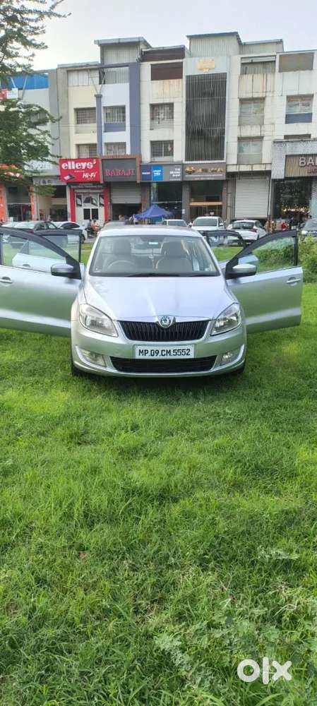 Skoda Rapid Tsi Active 2013