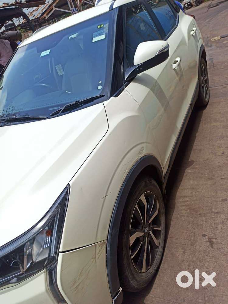 Immediate Sell Xuv 300 Auto