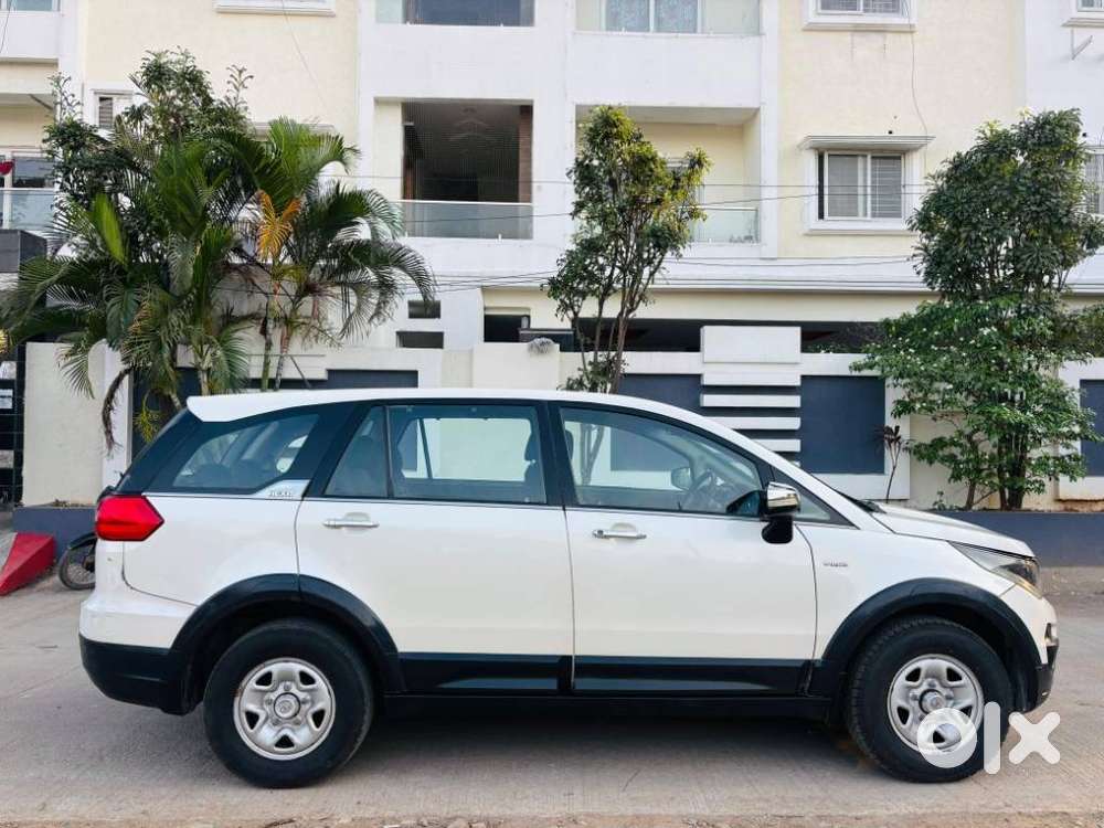 Tata Hexa 2.2 Xe 4x2 7 Str, 2018, Diesel