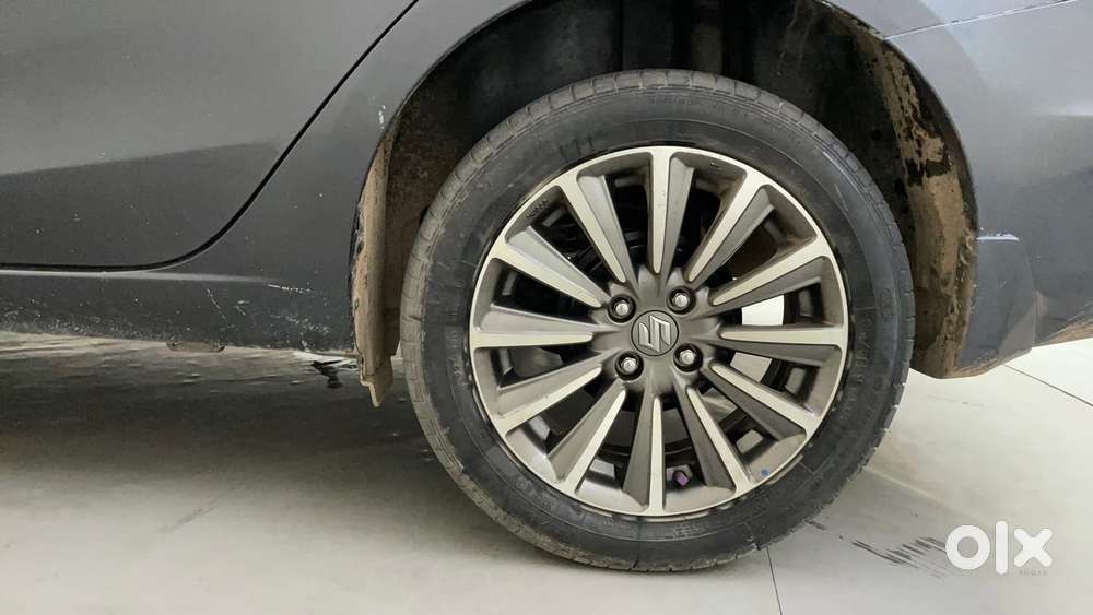 Maruti Suzuki Ciaz Alpha 1.5 At, 2023, Petrol
