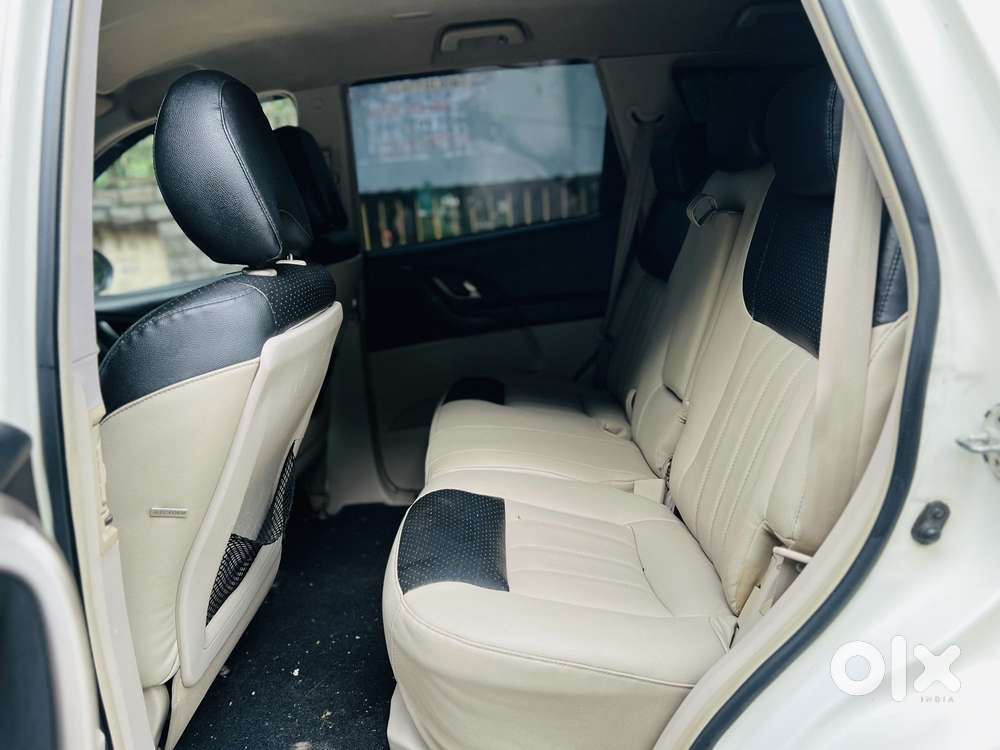 Mahindra Xuv500 W6 At, 2016, Diesel