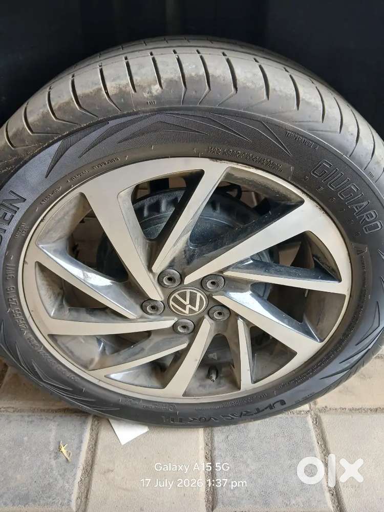 Volkswagen Virtus Topline 2023