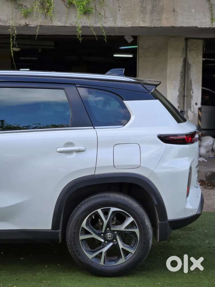 Toyota Urban Cruiser Hyryder 1.5 V Hybrid, 2023, Petrol