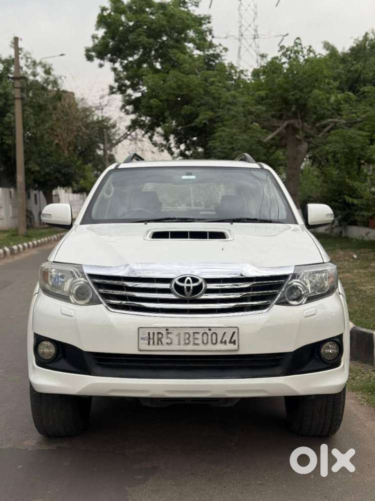 Toyota Fortuner 3.0 4x2 Automatic, 2015, Diesel