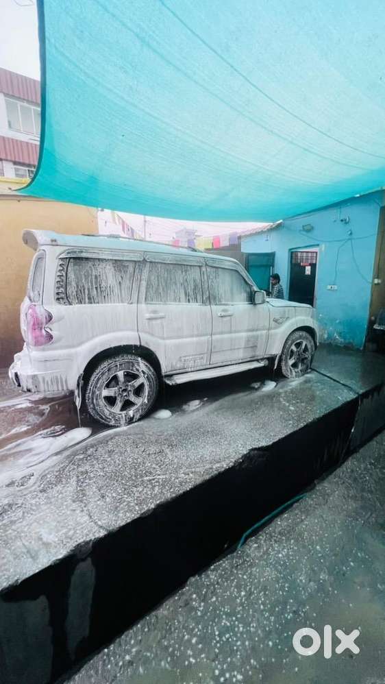 Mahindra Scorpio 2017 Diesel Well Maintained