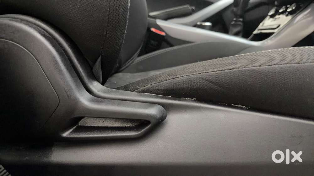 Tata Nexon 1.2 Revotron Xm (s), 2023, Petrol