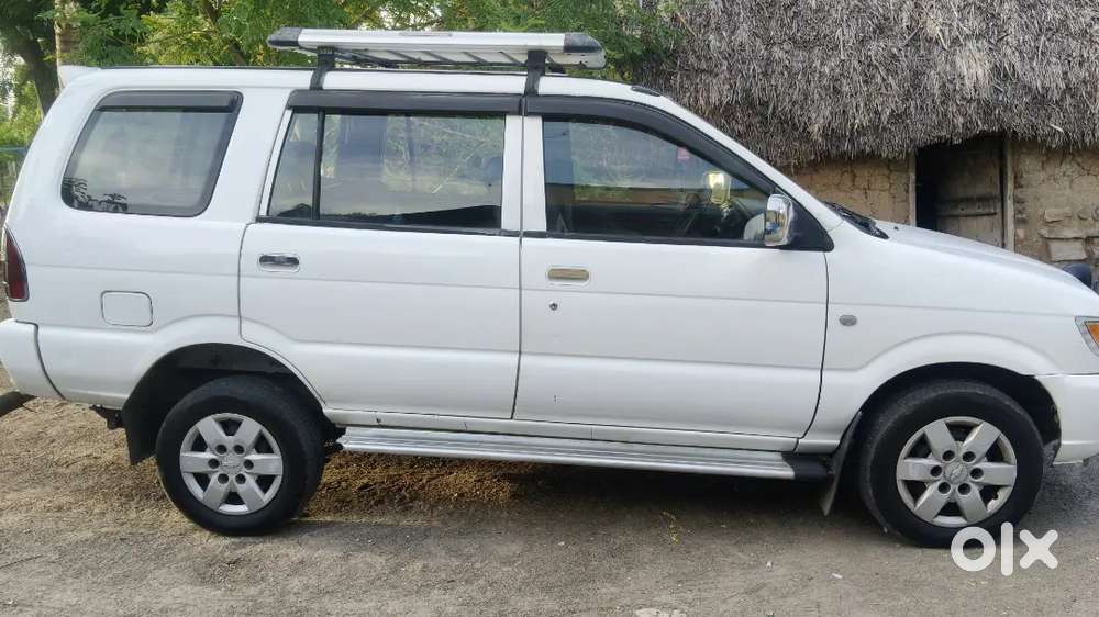 Chevrolet Tavera Neo 2017