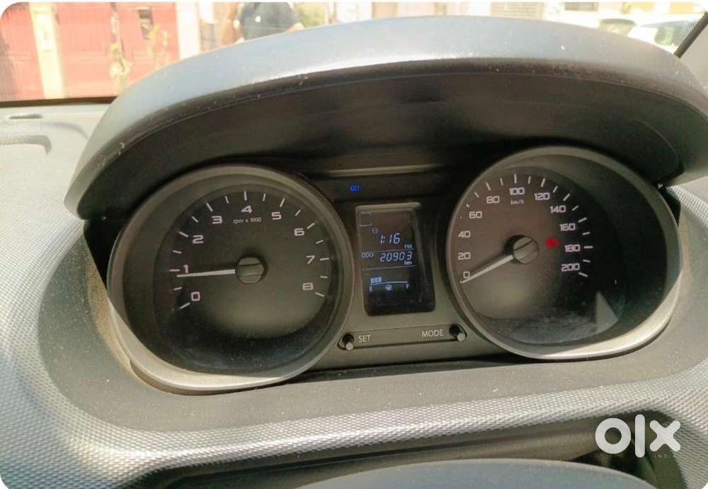 Tata Tiago Xt Rhythm 2018 (21k Kms Driven,brown) Is Pristine Condition