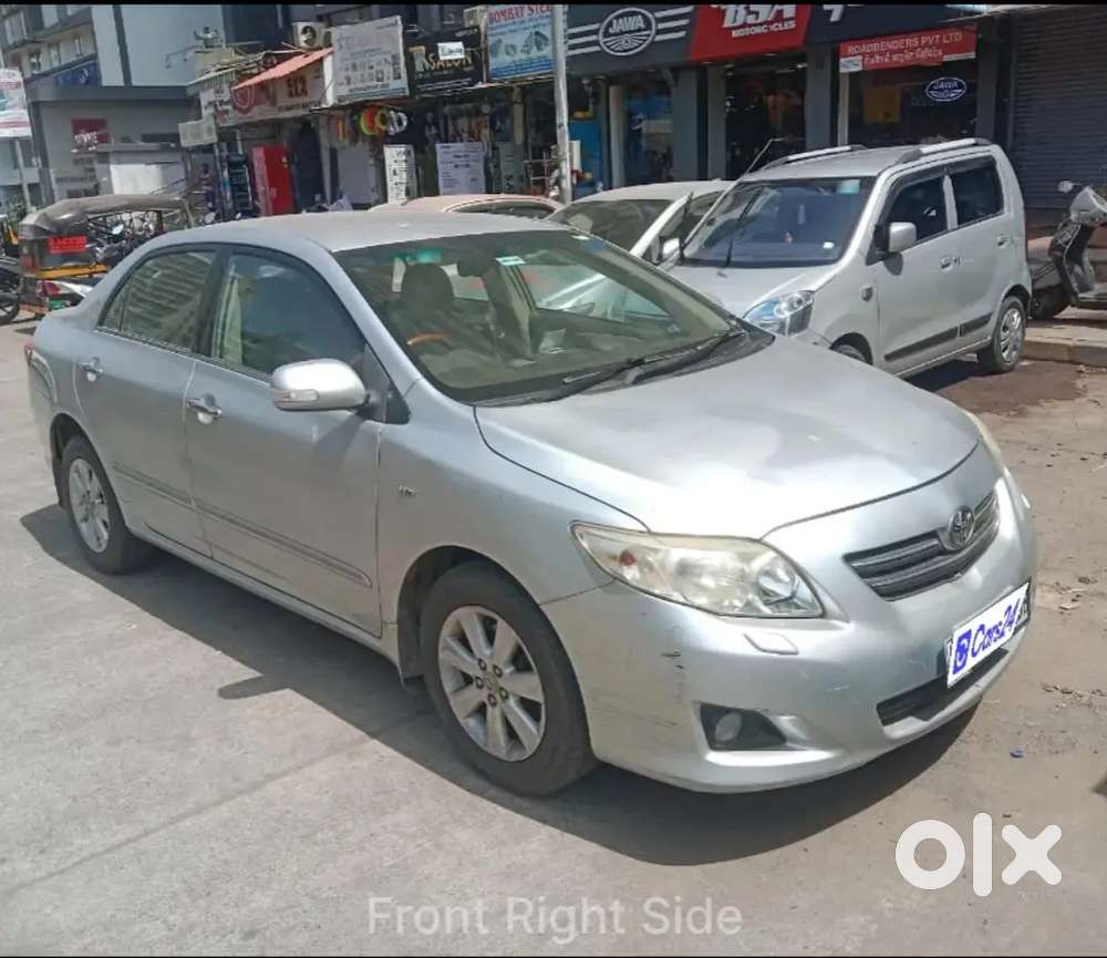 Toyota Corolla Altis 2011 Petrol