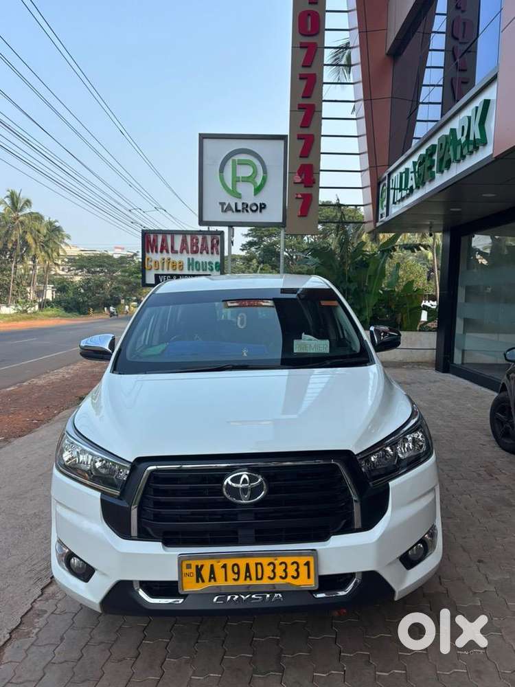Toyota Innova Crysta 2021 Diesel Well Maintained