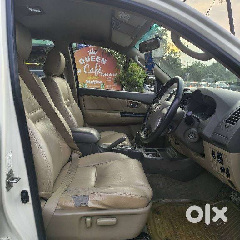 Toyota Fortuner 3.0 4x2 Automatic, 2013, Diesel