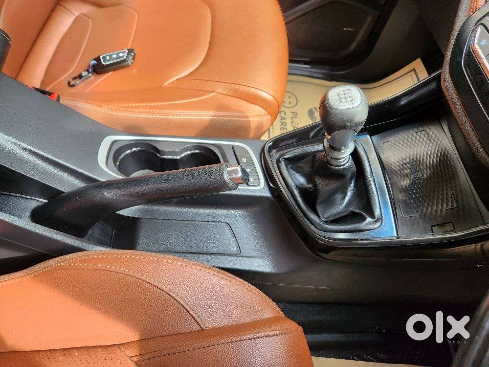 Mg Hector Plus 2.0 Sharp Diesel Turbo Dual Tone, 2021, Diesel