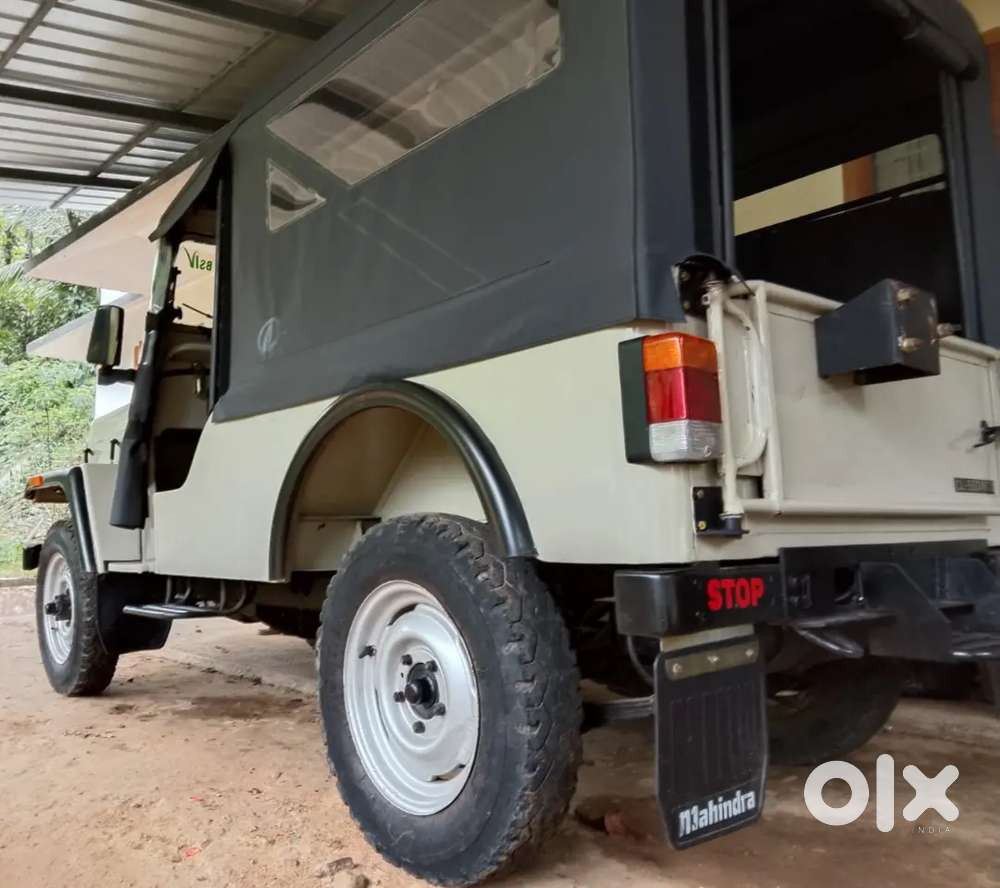 Mahindra Jeep