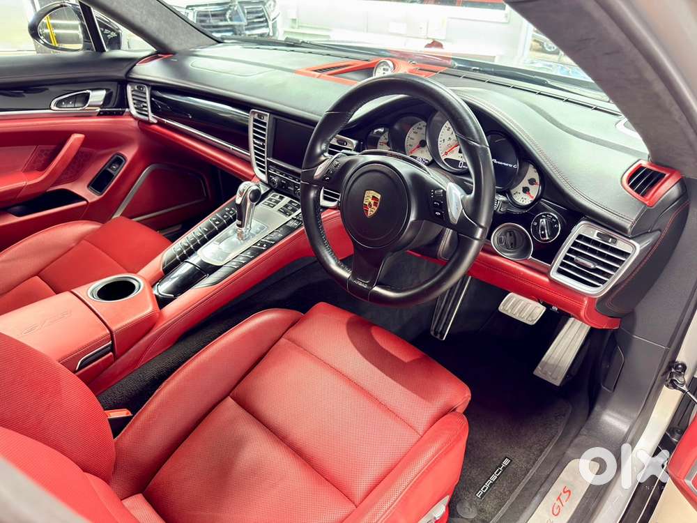 2014 Porsche Panamera Gts