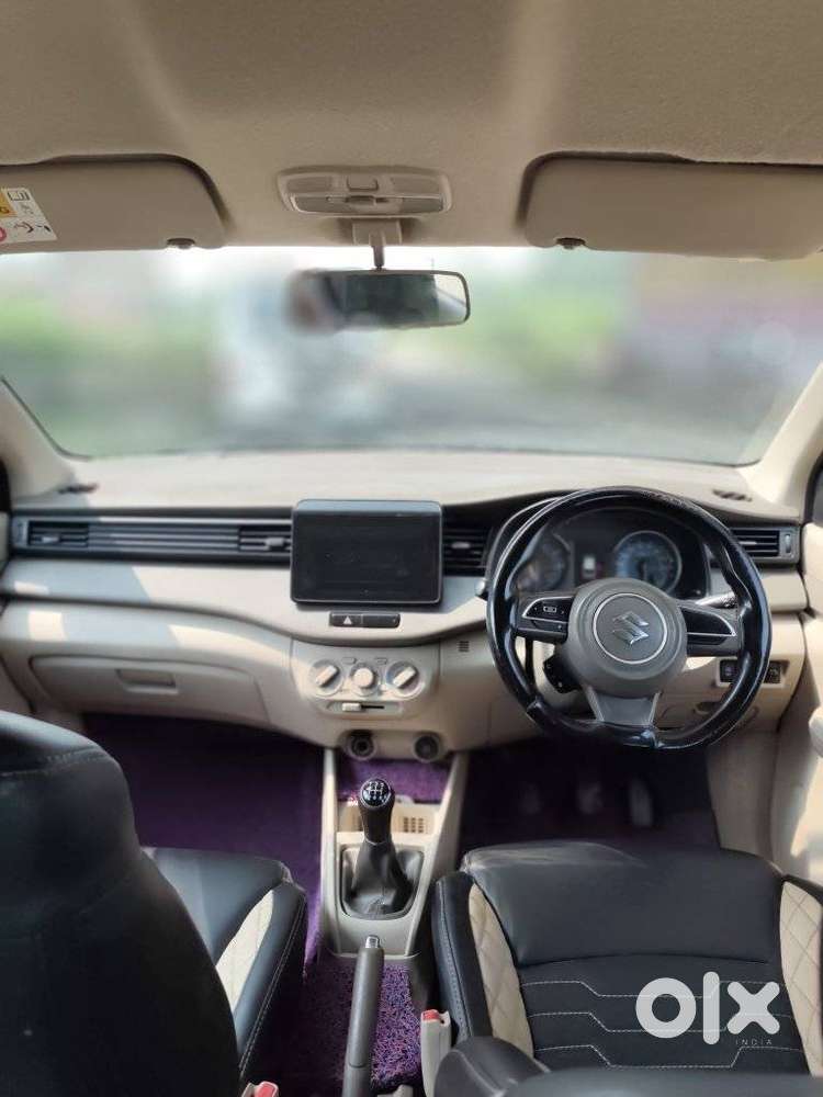 Maruti Suzuki Ertiga 1.5 Vxi, 2022, Petrol