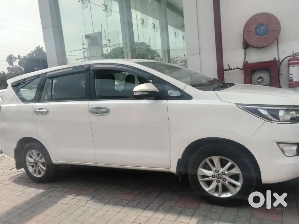 Toyota Innova Crysta 2016 Diesel Manual