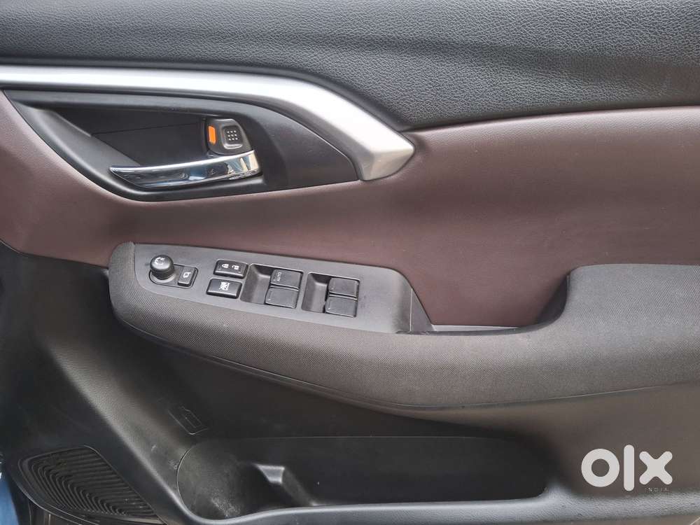 Maruti Suzuki Grand Vitara 1.5 Delta Smart Hybrid At, 2025, Petrol