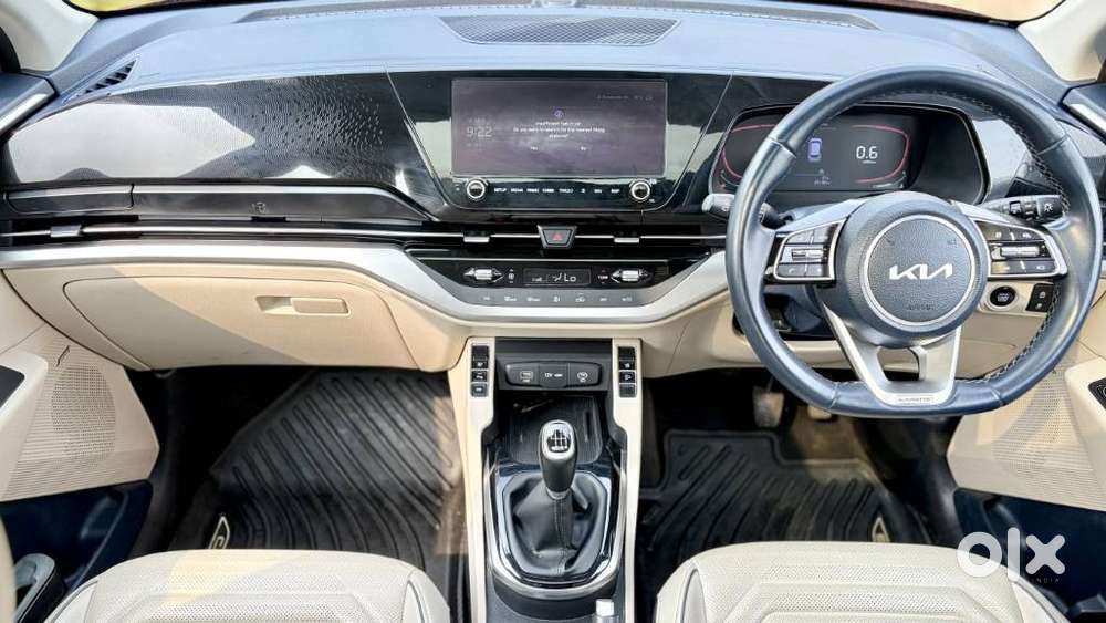Kia Carens 1.5 Luxury Plus Turbo 6 Str, 2023, Petrol