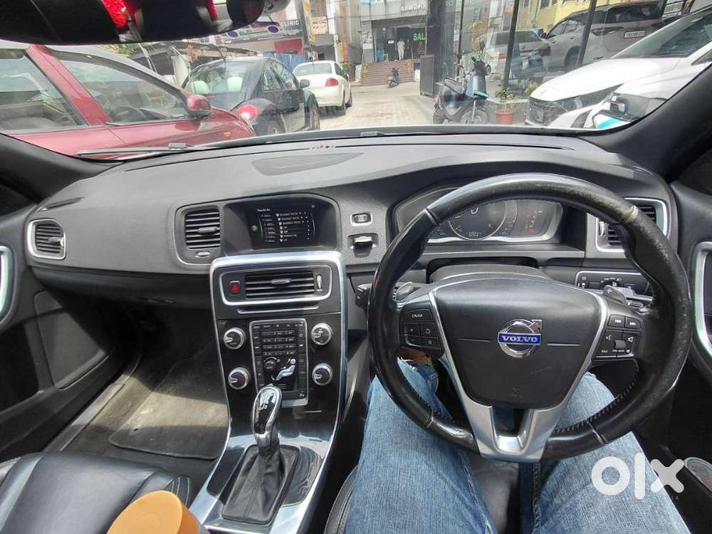 Volvo S60 D5 Inscription, 2015, Diesel