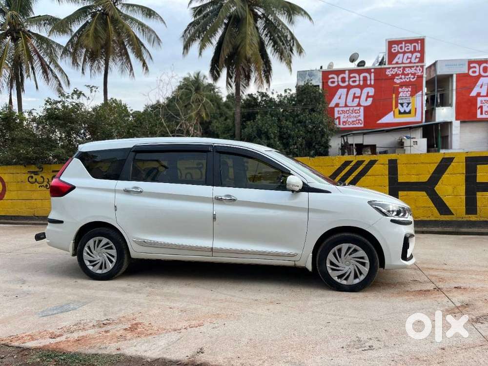 Maruti Suzuki Ertiga ZXI AT SHVS, 2019, Petrol
