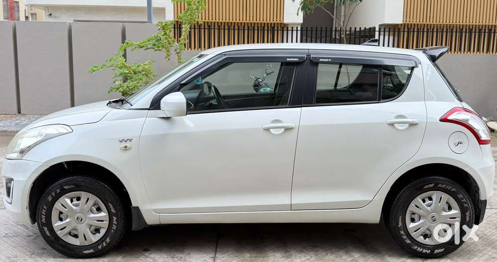 Maruti Suzuki Swift Lxi, 2017, Petrol