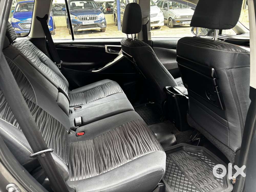Toyota Innova Crysta 2.4 Vx Mt 8s, 2018, Diesel