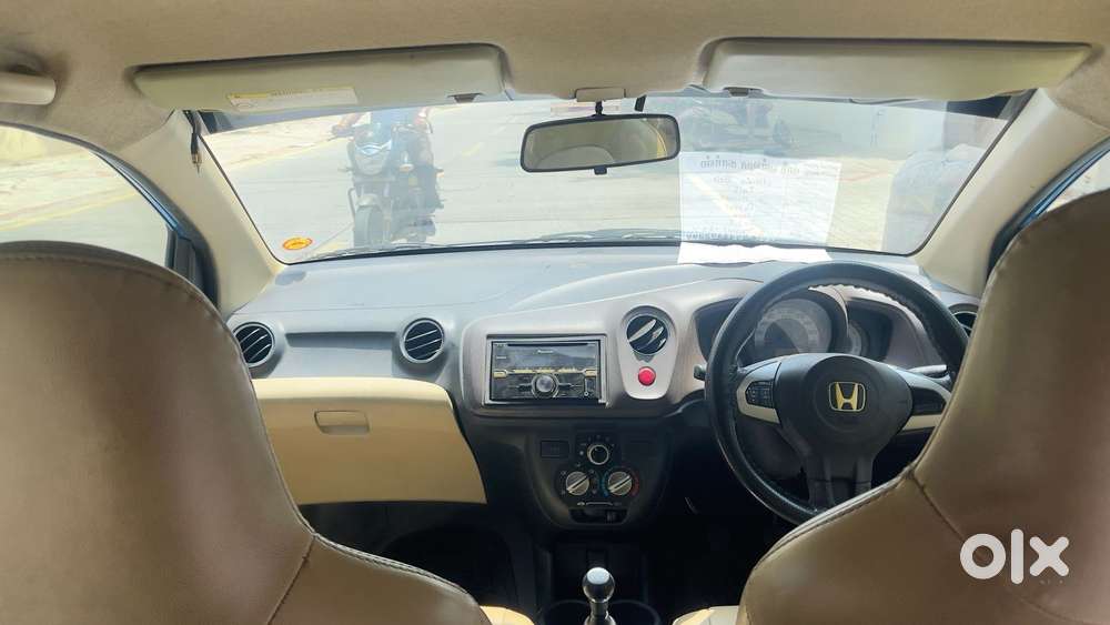 Honda Brio 2011-2013 V Mt, 2012, Petrol