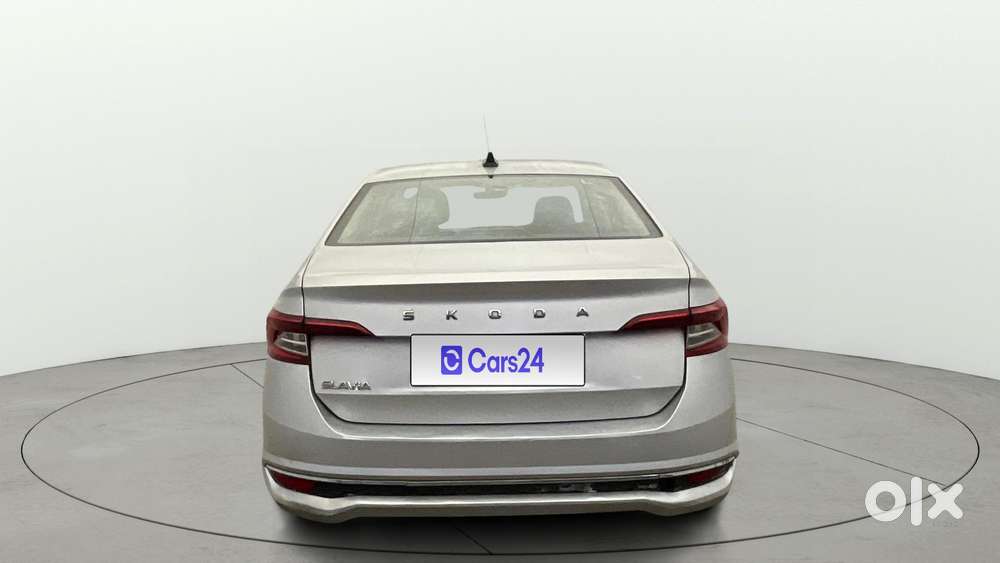 Skoda Slavia Style 1.0l Tsi Mt, 2022, Petrol