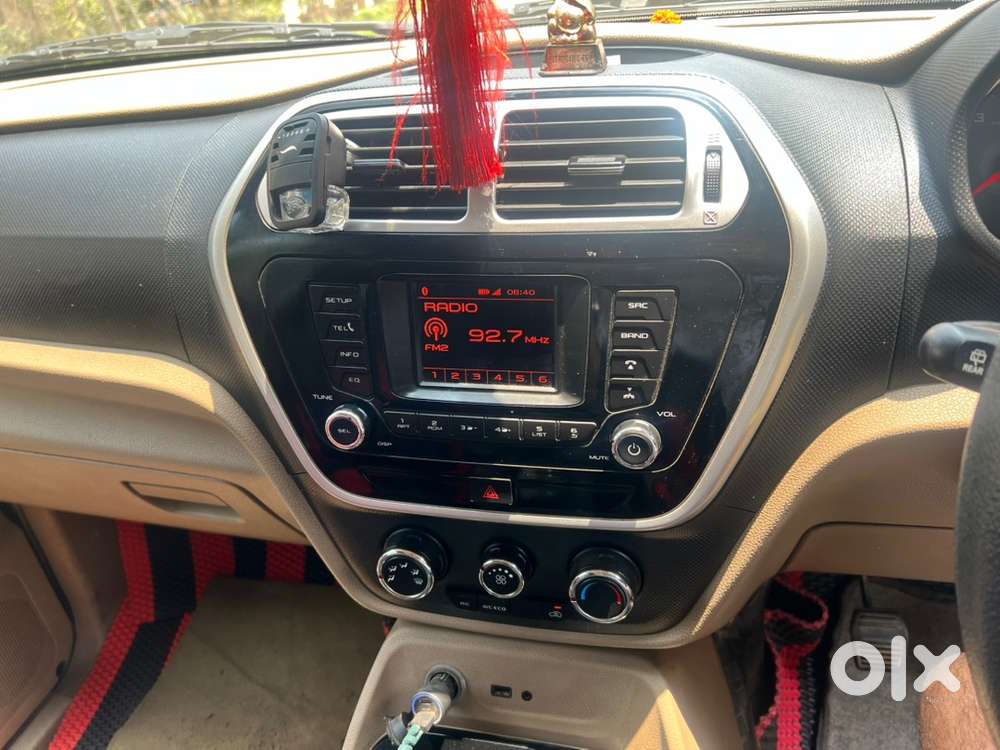 Mahindra Tuv 300 Diesel 2015