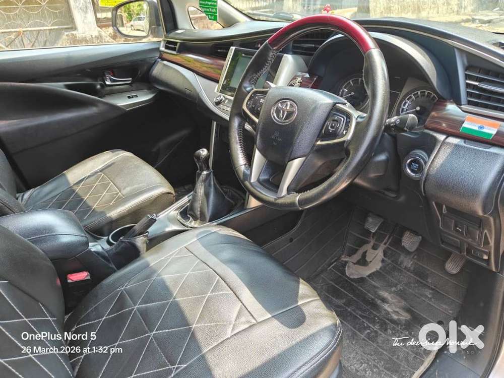 Toyota Innova Crysta 2.4 V 8 Str, 2017, Diesel