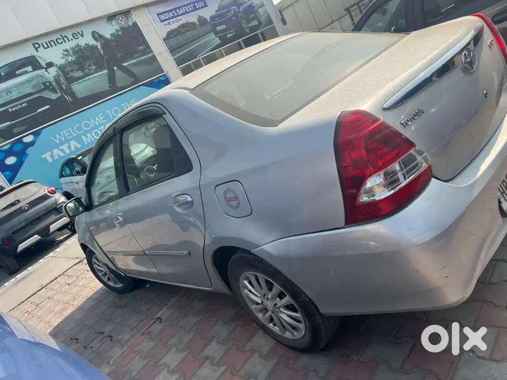 Toyota Etios 1.5 Vx 2011 Car