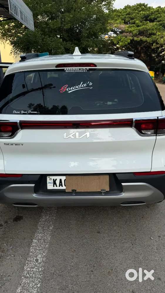 Kia Sonet 2023 Petrol Well Maintained