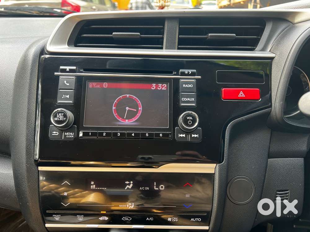 Honda Jazz Petrol 2016