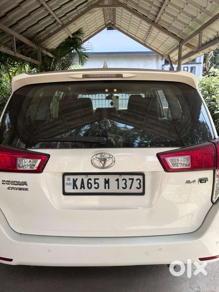 Toyota Innova Crysta 2019