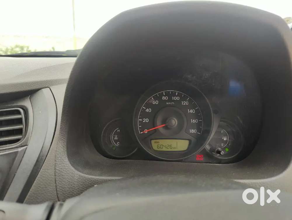 Hyundai E On 2nd Owner Show Room Track