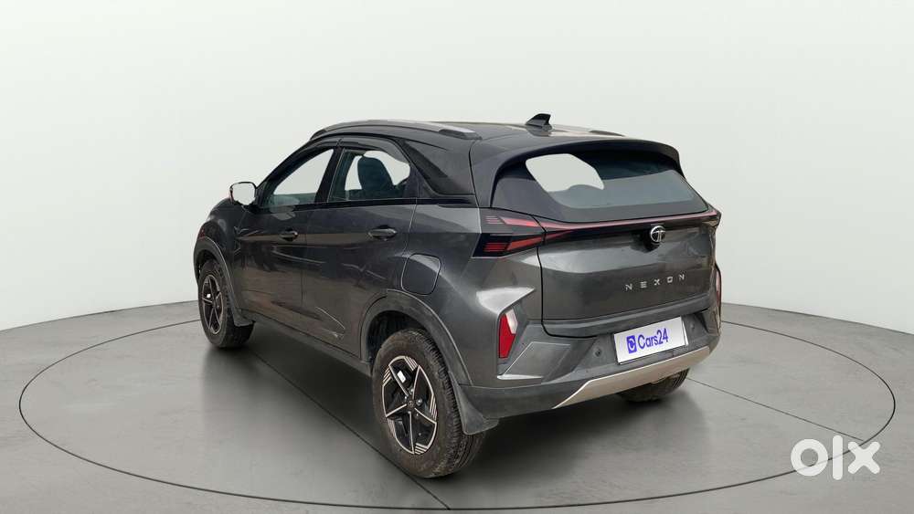 Tata Nexon Fearless S Purple 1.5 Revotorq Diesel 6mt Dual Tone, 2024..