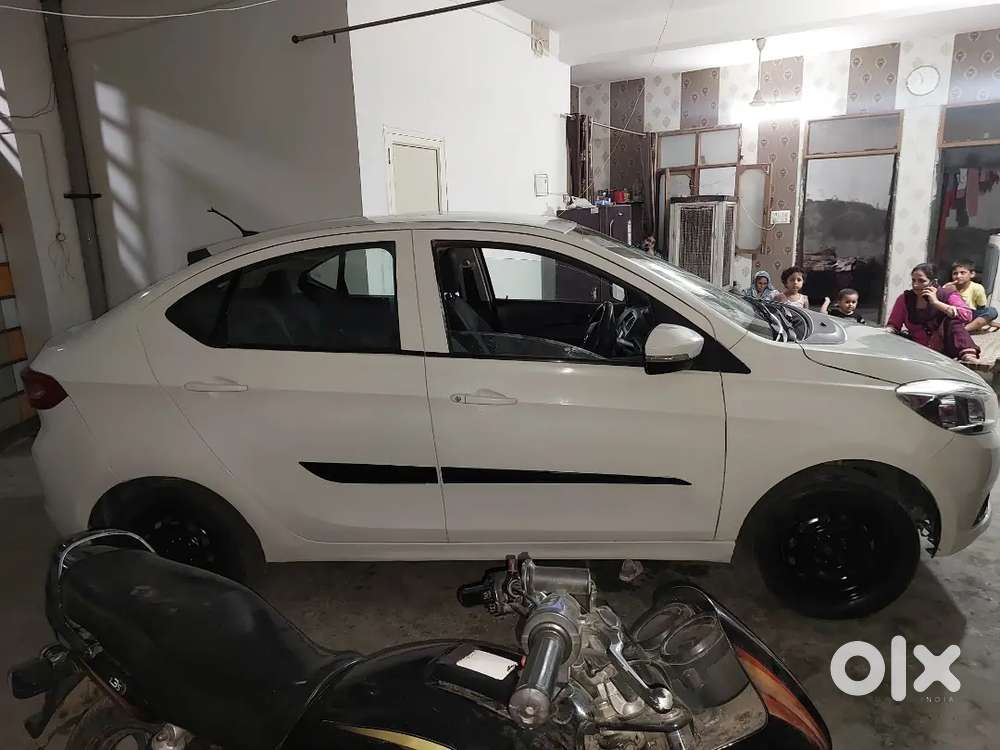 Tata Tigor 2017 Petrol Cng