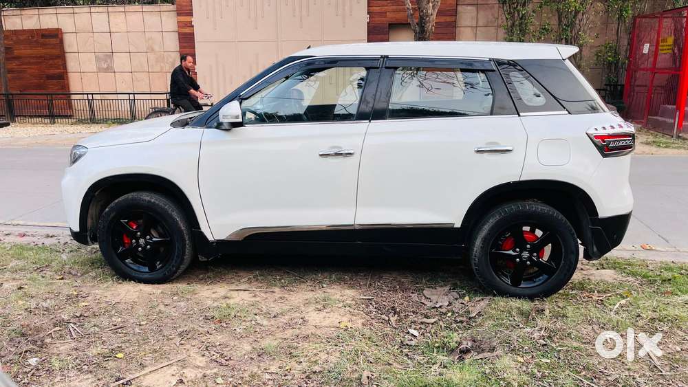 Maruti Suzuki Vitara Brezza 1.5 Lxi, 2021, Cng & Hybrids