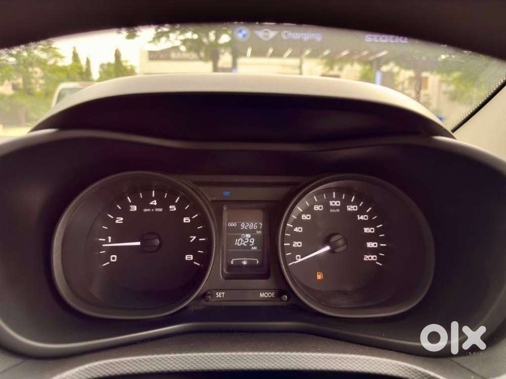 Tata Nexon 1.5 Revotorq Xm (s), 2018, Diesel