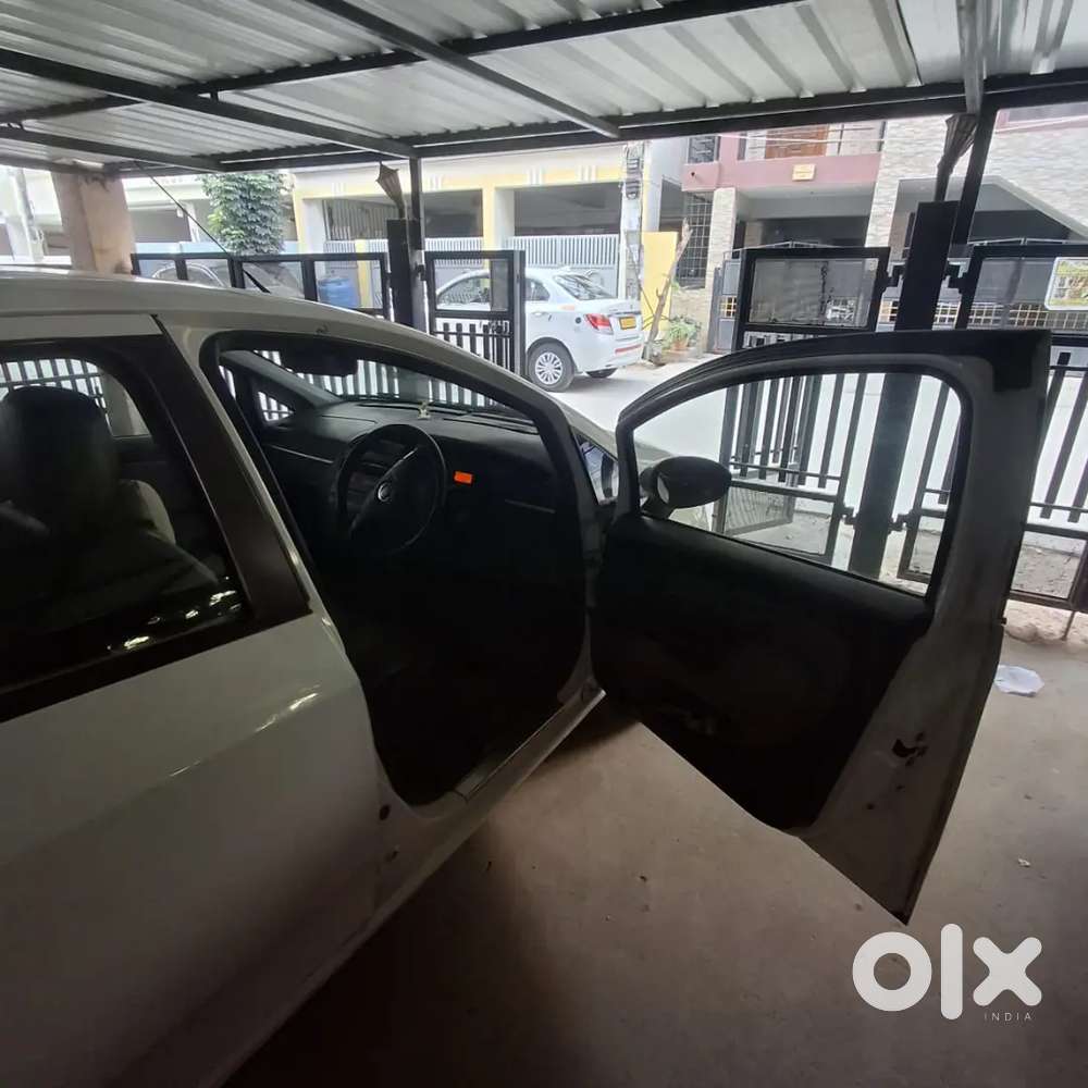 Top End Fiat Punto Emotion Diesel (2013)- Showroom Maintained!