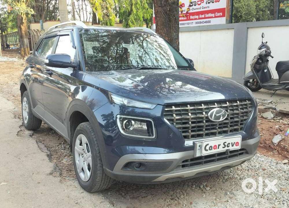 Hyundai Venue 1.2 S Plus, 2020, Petrol