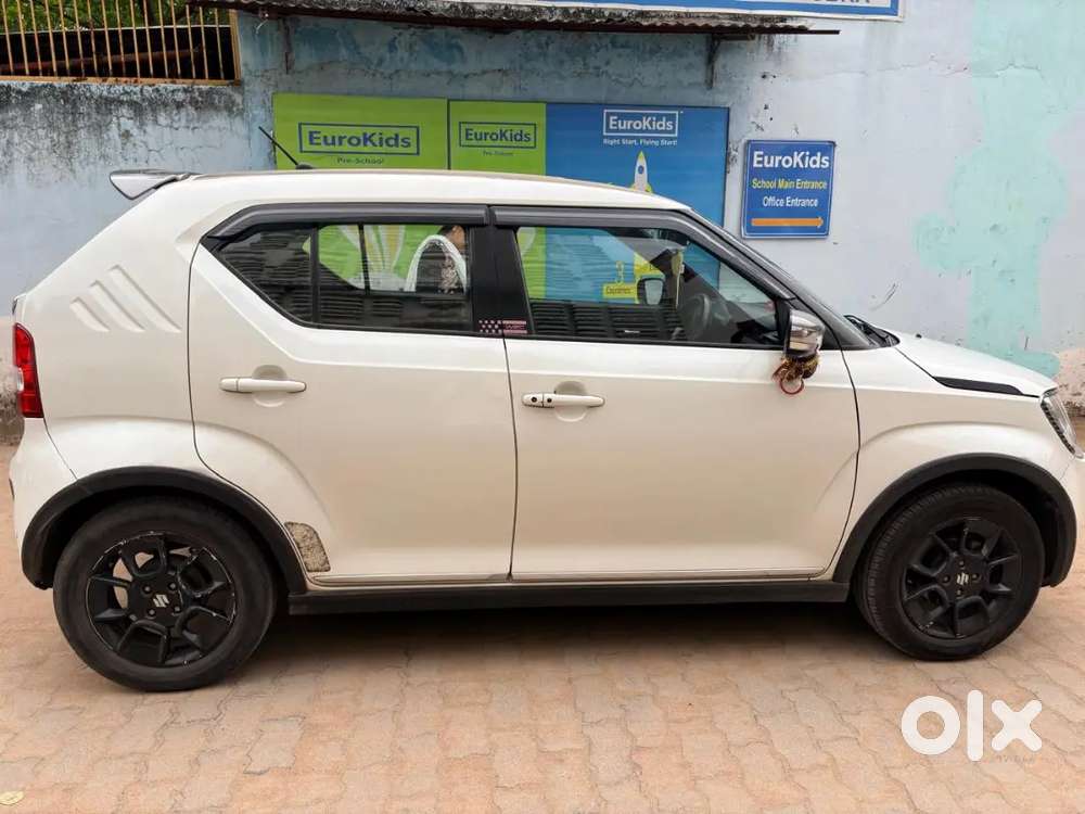 Maruti Ignis Zeta 2017 Dual Tone  Single Owner  Insurance Active