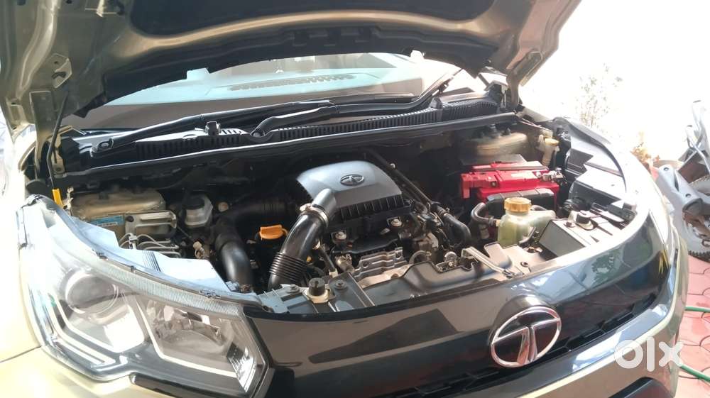 Tata Nexon 1.2 Revotron Xza Plus, 2022, Petrol